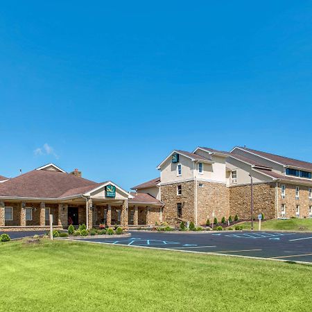 Quality Inn & Suites Bedford West Exterior photo